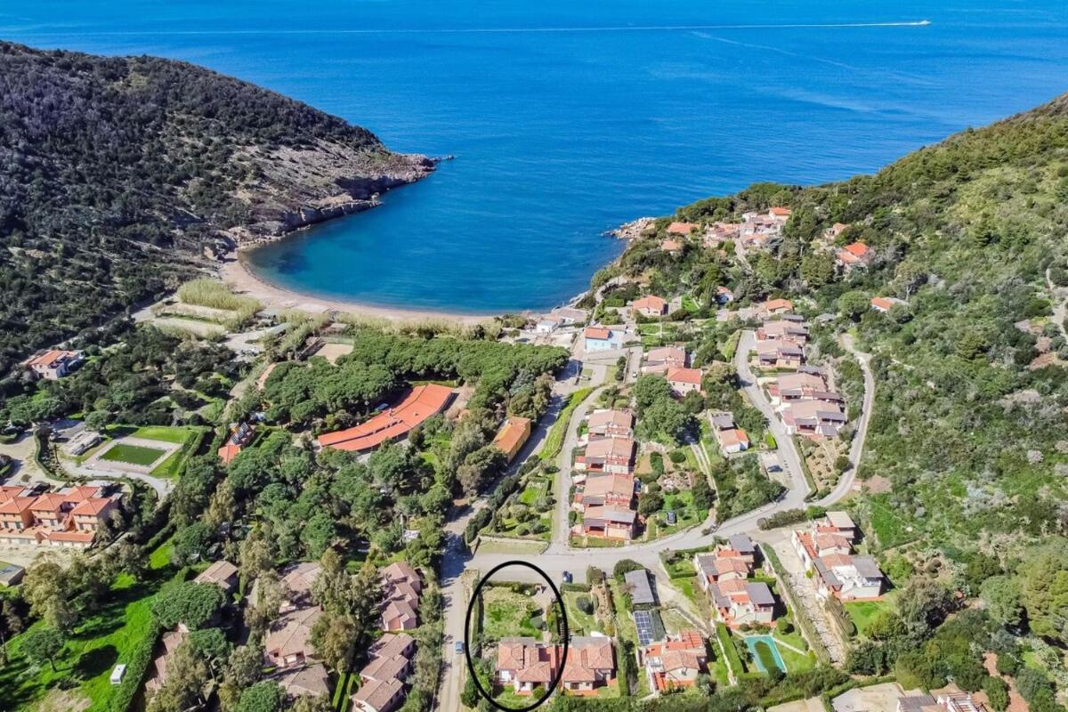 Villa Acquasalata Nisporto Exteriér fotografie
